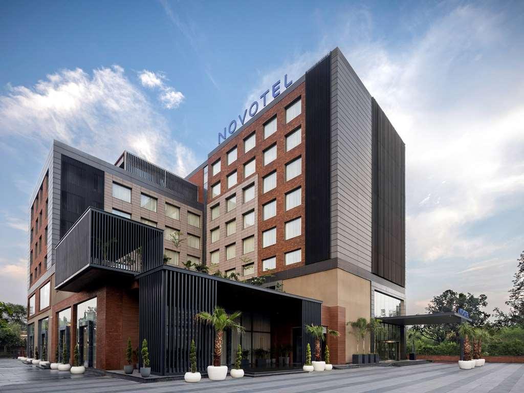 Novotel Chandigarh Tribune Chowk Exterior photo